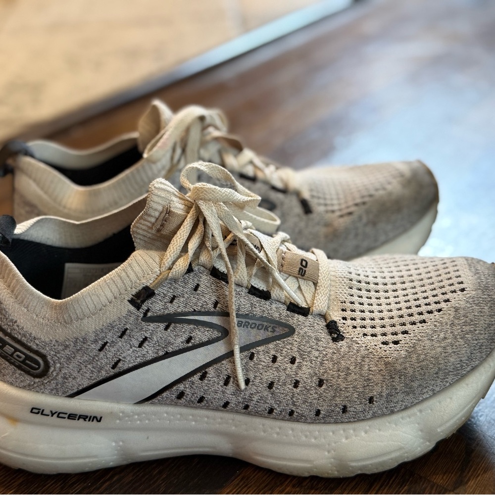 Brooks Women’s Ghost Running Shoes in Light Gray and Cream